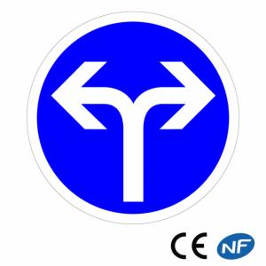 Panneau Directions obligatoires à droite ou à gauche (B21e)