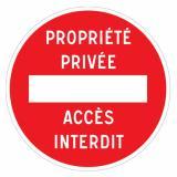 Panneau sens interdit propriété privée accès interdit