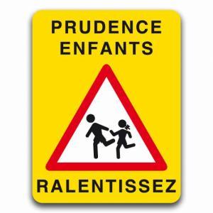 Prudence enfants ralentissez